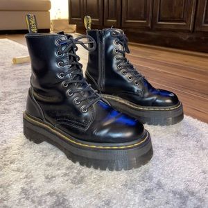 Dr marten jadon platform boot